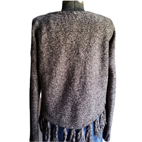 Kensie Oversized Fringe Crop Pullover Sweater - Picture 2 of 7